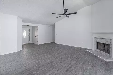 4239 Berkeley Mill Close, Duluth, GA 30096 photo 10