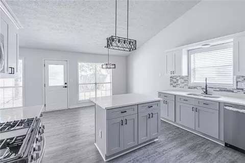 4239 Berkeley Mill Close, Duluth, GA 30096 photo 13