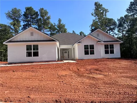 105 Walnut Creek Pkwy, Pendergrass, GA 30567