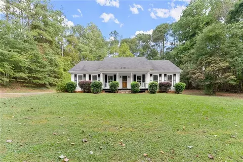 5945 Hendrix Rd, Cumming, GA 30040