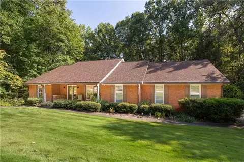 6005 Hickory Bend Dr, Douglasville, GA 30135