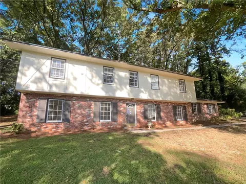 103 Valley Rd, Griffin, GA 30224