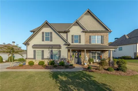 511 Delaperriere Loop, Jefferson, GA 30549