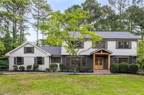 3016 Greenfield Dr, Marietta, GA 30068