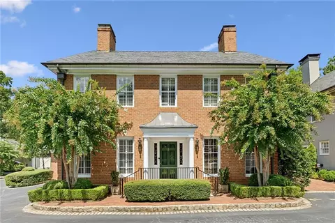 2774 Andrews Apt 5 Dr NW, Atlanta, GA 30305