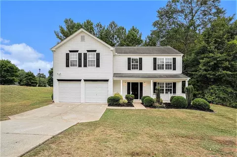 19 Lakemoore Ct, Douglasville, GA 30134