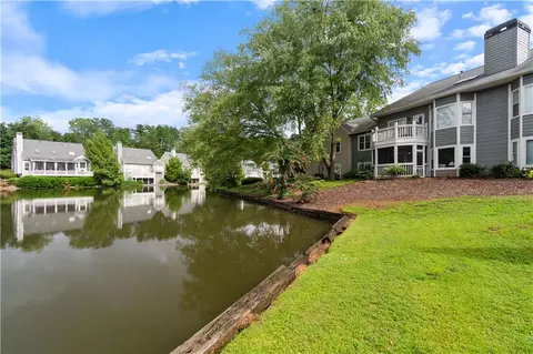 308 Mill Pond Rd, Roswell, GA 30076