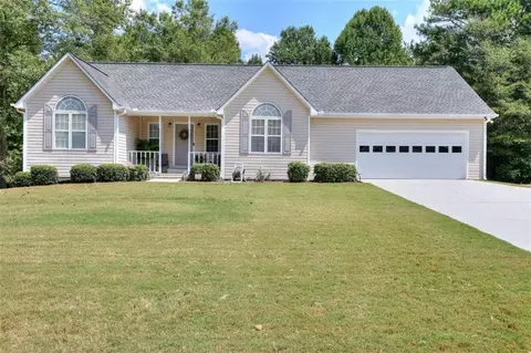 420 Windermere Dr, Loganville, GA 30052