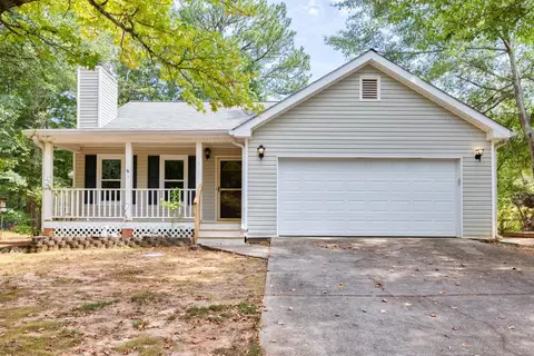 919 Century Oaks Dr, Winder, GA 30680