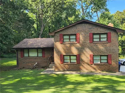 3381 Clifton Church Rd SE, Atlanta, GA 30316