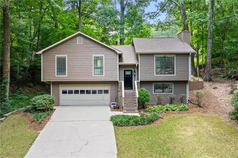 711 Gregory Manor Dr SW, Smyrna, GA 30082