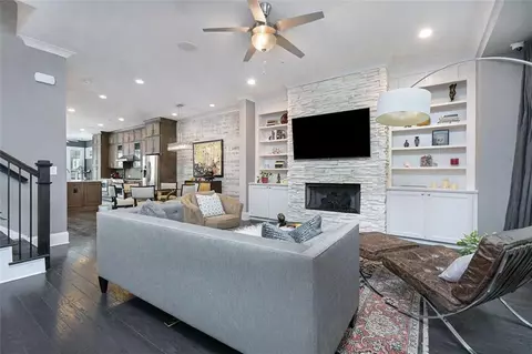 92 Allen Rd, Sandy Springs, GA 30328