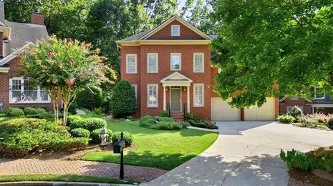 130 Heritage Ct, Roswell, GA 30075