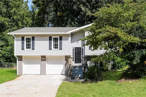 4201 Northstrand Dr, Decatur, GA 30035