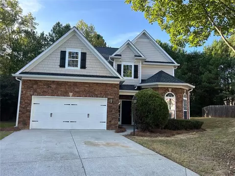 215 Roland Manor Dr, Dacula, GA 30019
