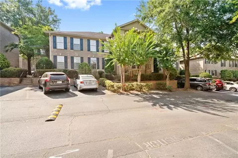 750 Dalrymple Rd #2N, Atlanta, GA 30328
