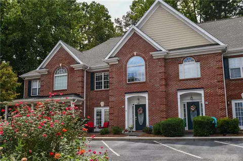 2075 Pine Tree Dr #D2, Buford, GA 30518 photo 3