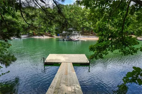 2075 Pine Tree Dr #D2, Buford, GA 30518
