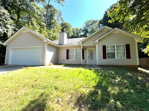 241 Hillcrest Dr, Stockbridge, GA 30281