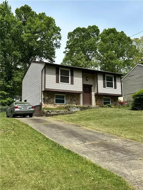 6802 Lismore Dr, Norcross, GA 30093