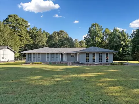 2029 Pinehurst Rd, Snellville, GA 30078