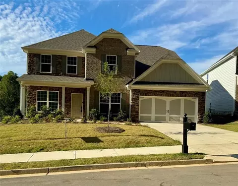 5080 Sierra Creek Dr, Hoschton, GA 30548