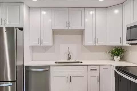 3621 Fairburn Pl NW, Atlanta, GA 30331