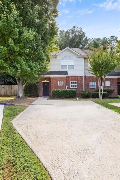 1541 Springleaf Cv, Smyrna, GA 30080