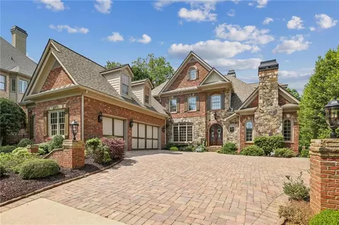 7798 Stables Dr, Atlanta, GA 30350