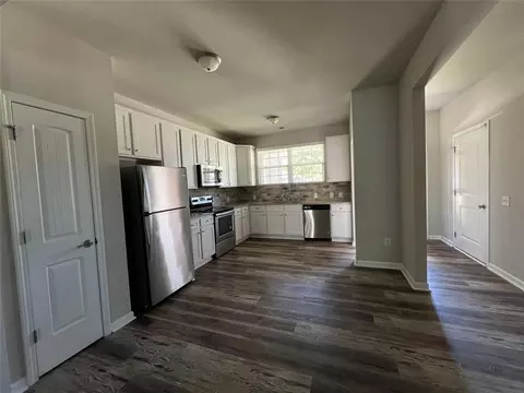 40 Rosenwald Ln, Hampton, GA 30228 photo 4