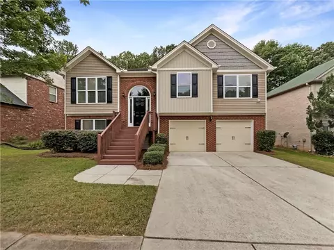 1976 Peach Shoals Cir, Dacula, GA 30019