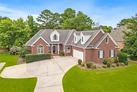 204 Turnberry Cir, Carrollton, GA 30116