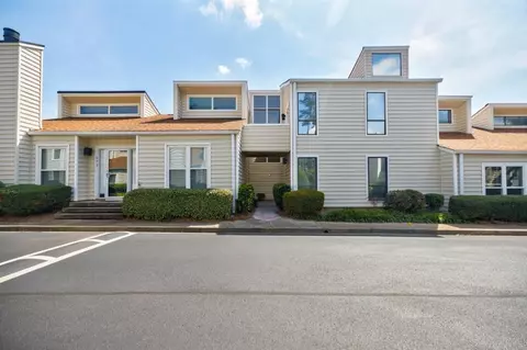 635 Serramonte Dr, Marietta, GA 30068