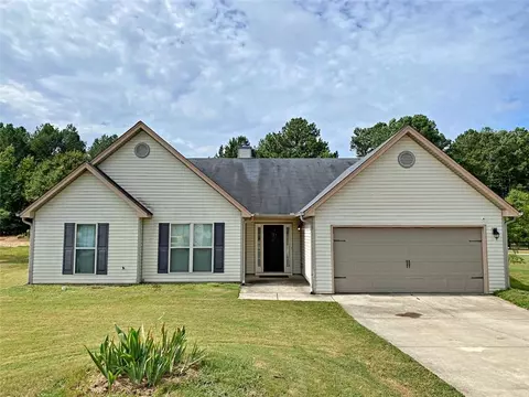 2753 Berkshire Dr, Winder, GA 30680