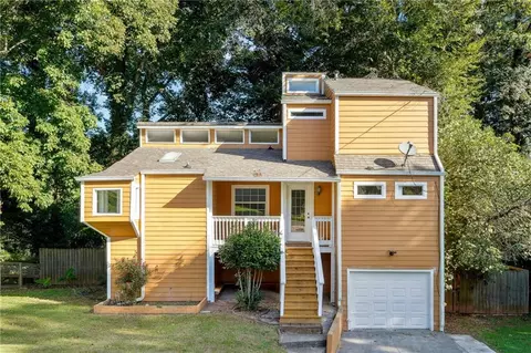1555 Robin Hill Dr, Norcross, GA 30093