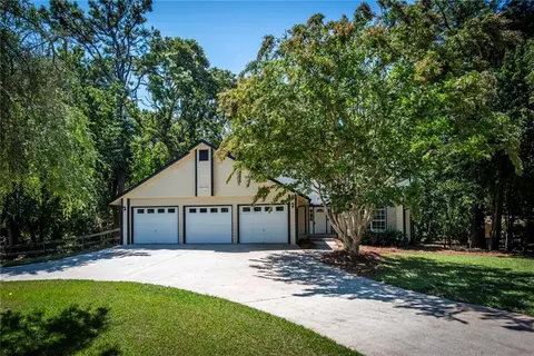 4349 Dutch Ln, Douglasville, GA 30135