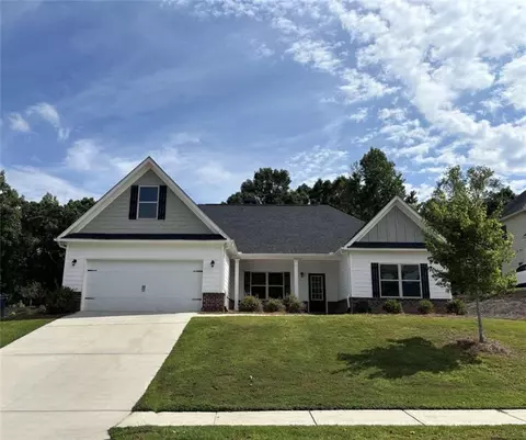 5830 Ridgedale Ct, Gainesville, GA 30506