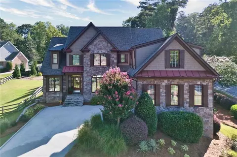 2300 Starr Lake Dr NW, Acworth, GA 30101
