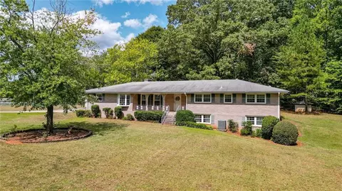 3867 Maybreeze Rd, Marietta, GA 30066
