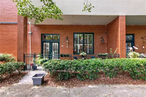 1803 Liberty Ln, Roswell, GA 30075