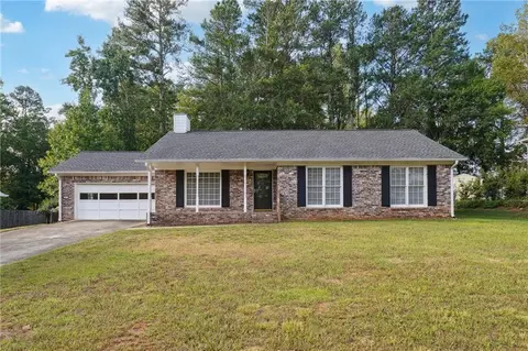 1574 S Ridge Dr, Marietta, GA 30066