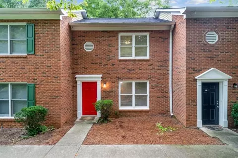 4048 Hidden Hollow Ter #B, Gainesville, GA 30506