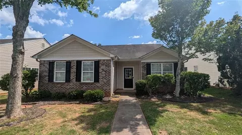 1269 Winwood Dr, Mcdonough, GA 30253