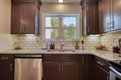 110 Oakridge Dr, Covington, GA 30014 photo 37