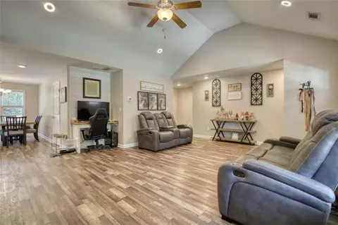 110 Oakridge Dr, Covington, GA 30014 photo 10