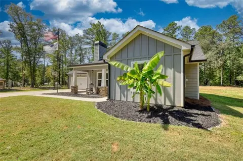 110 Oakridge Dr, Covington, GA 30014 photo 4