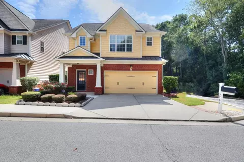 5780 Chatham Cir, Norcross, GA 30071