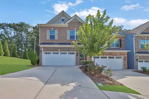 2373 Buford Town Dr, Buford, GA 30518