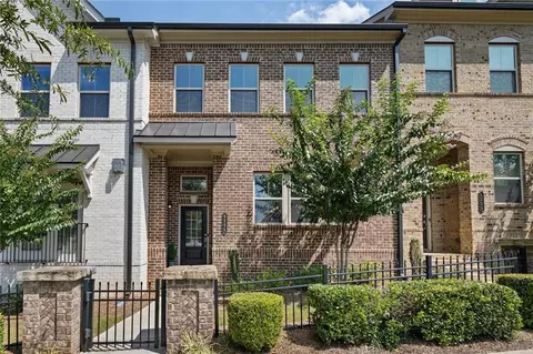 5225 Saxondale Ln, Atlanta, GA 30338