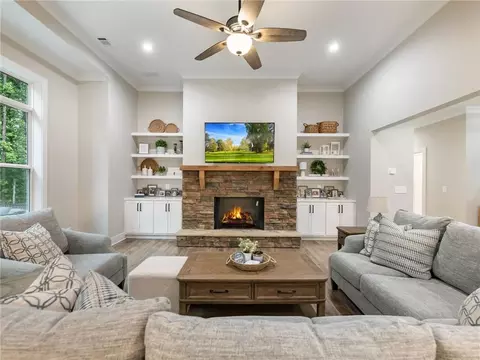 562 Jackson Trail Rd, Jefferson, GA 30549 photo 9